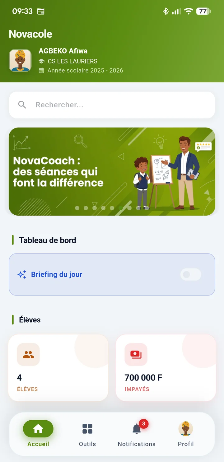 Accueil de l'application côté parent : élèves suivis et frais impayés.